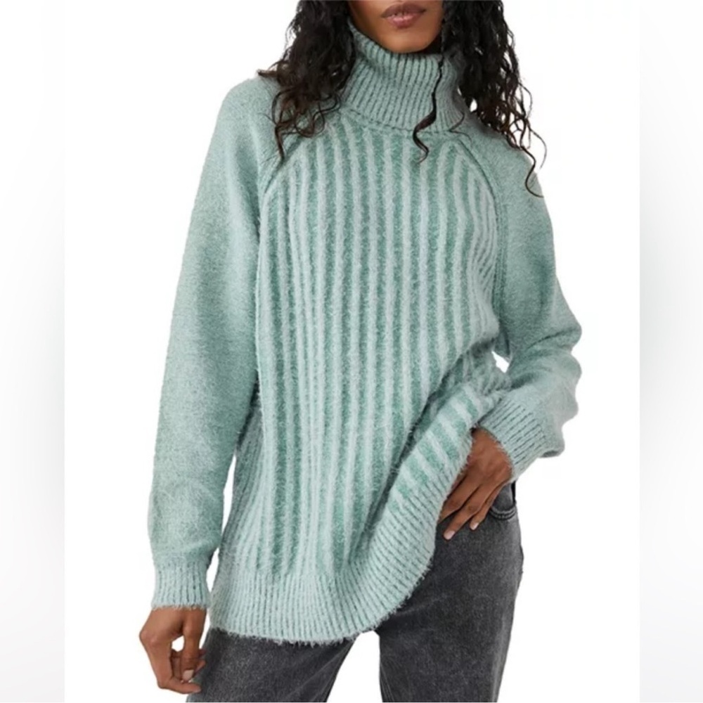 $168 Free People Big City Ribbed Turtleneck Fuzzy Sweater Mint Green